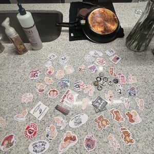 Brandy Melville stickers